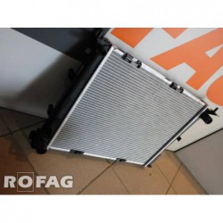 Chłodnica wody Renault...