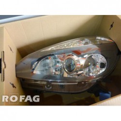 Reflektor przedni soczewka...