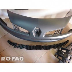 Zderzak przedni Renault...