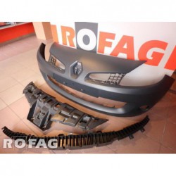 Zderzak przedni Renault...